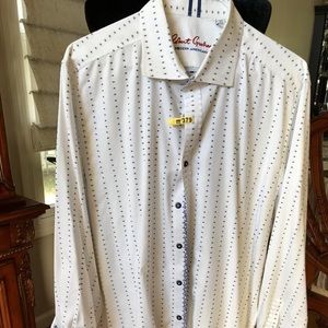 Men’s Robert Graham shirt